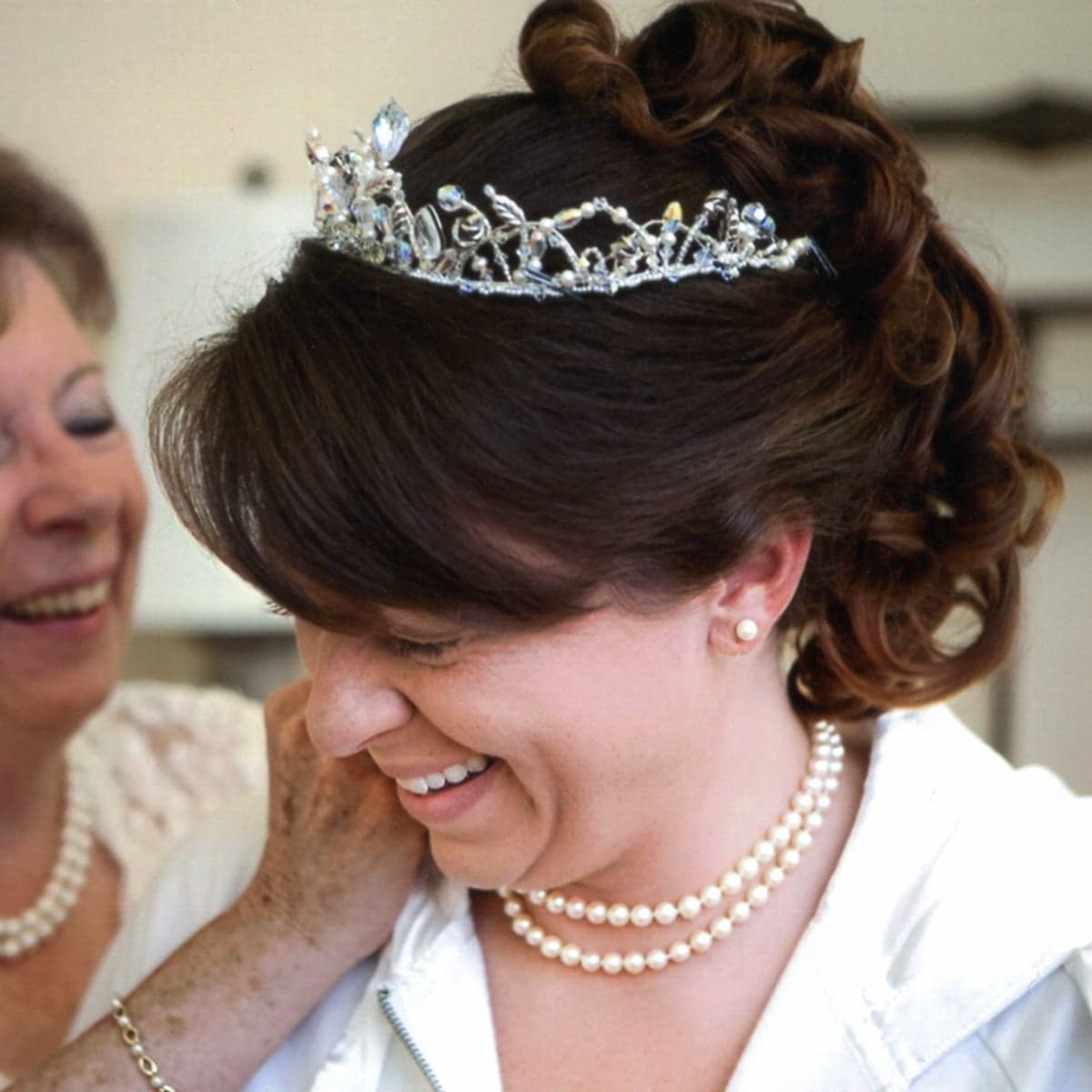 Tiaras & Veils